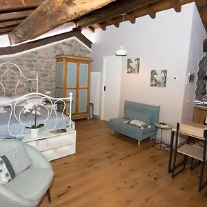 https://mimmas-deliziosa-mansarda-al-terzo-piano-di-un-palazzo.it-tuscanyhotel.com